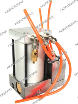 000007934; Пневмонасос для домкрата NORDBERG N402 (до июня 2014)